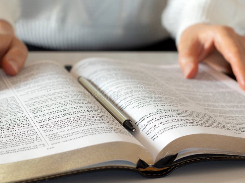 DO WE GRASP THE PRIVILEGE OF STUDYING HIS WORD